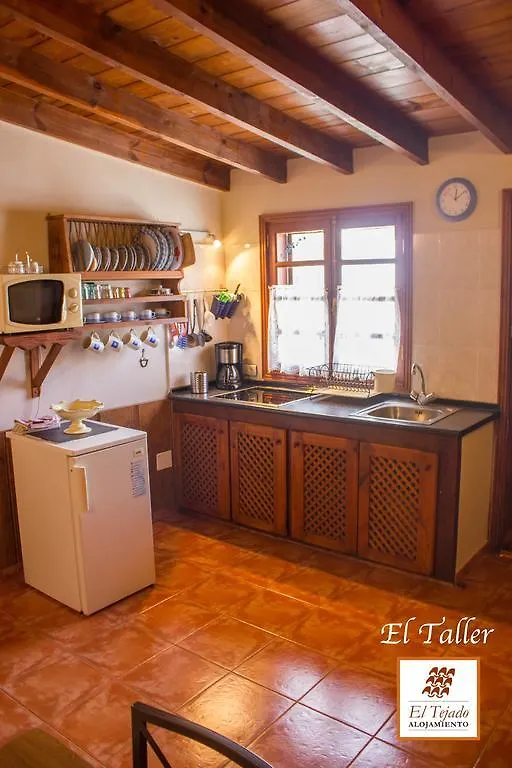 Alojamientos El Tejado Buenavista Del Norte 3*,